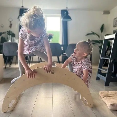 Klatrestativer - Fremme af social interaktion og samarbejde blandt børn gennem leg