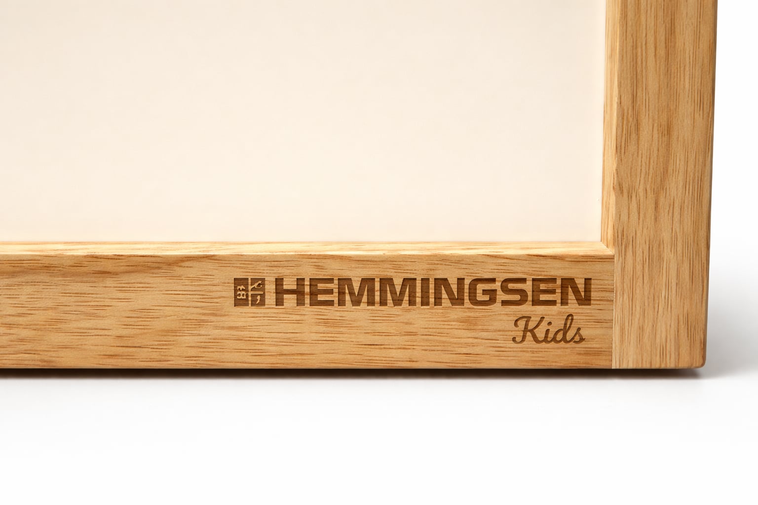 Magnettavle i Egetræ