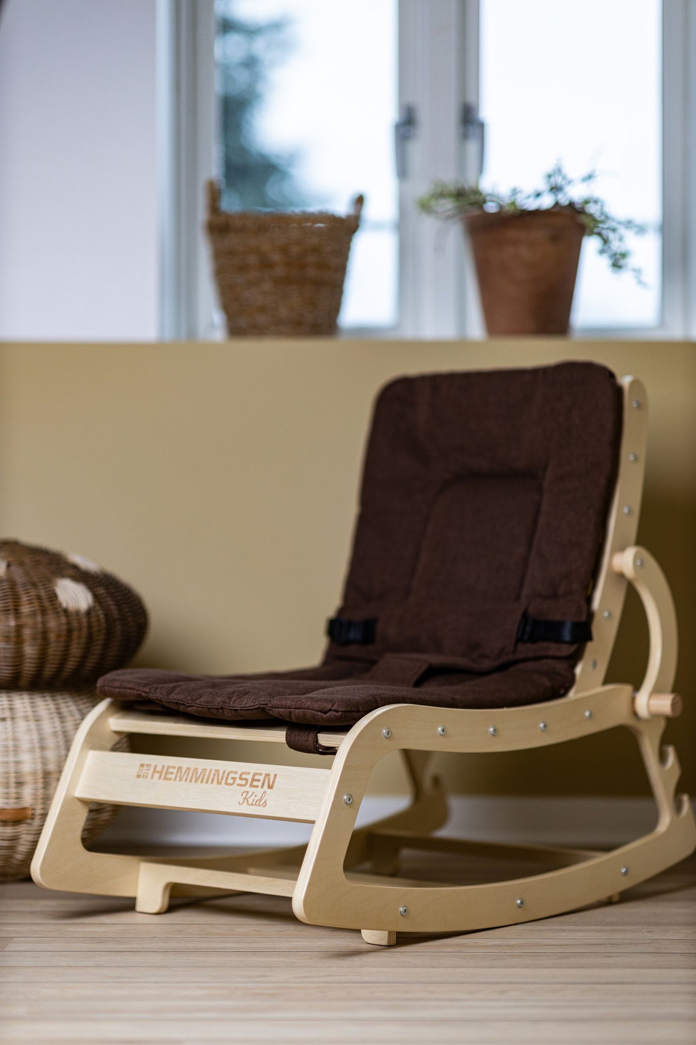 Susi Børnestol- Vokser Med Dit Barn - Brun