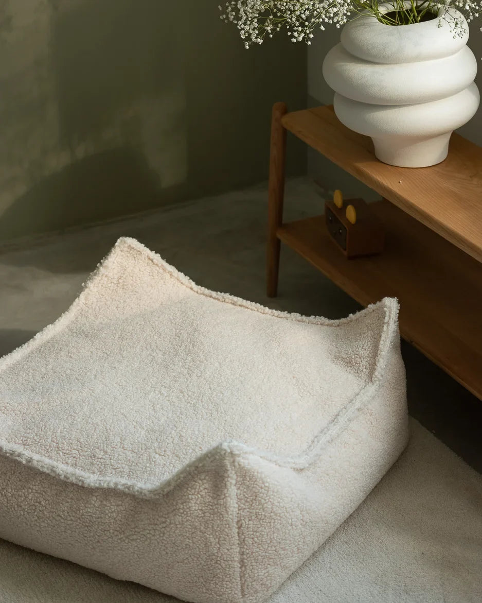 Wigiwama Sækkestol med puf, Cream White (3)