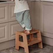 Børneskammel i egetræ