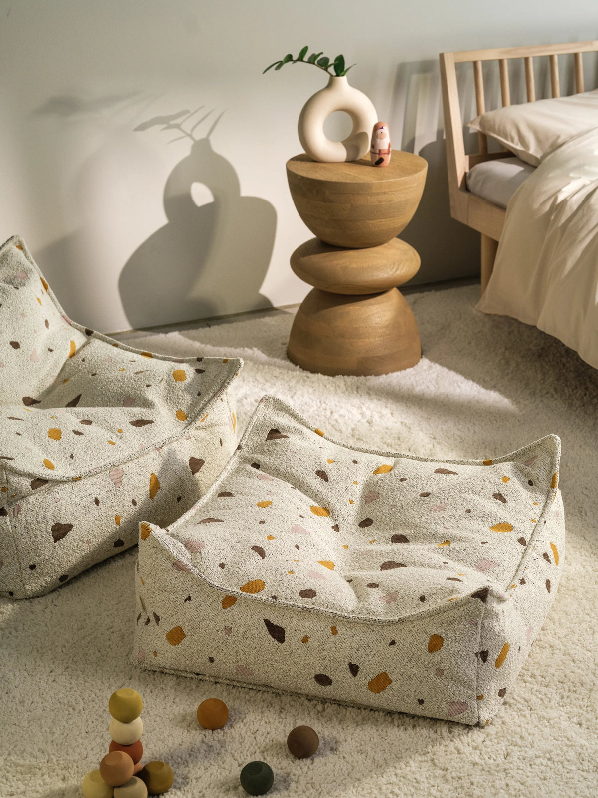 Wigiwama Sækkestol med puf, Terrazzo Marble (3)