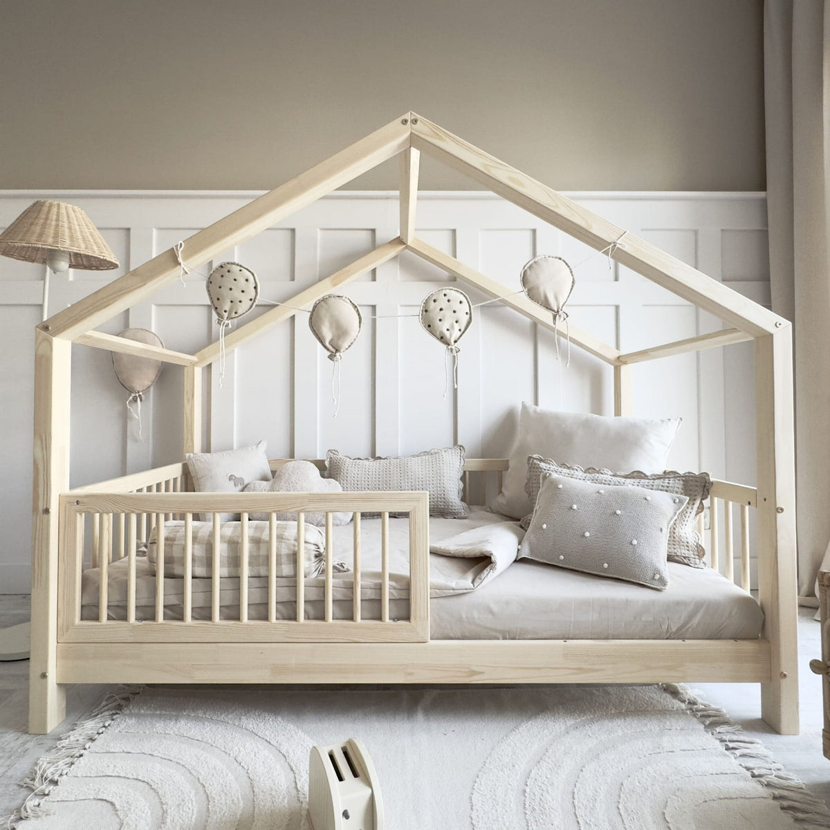Husseng HOUSEBED ALTO