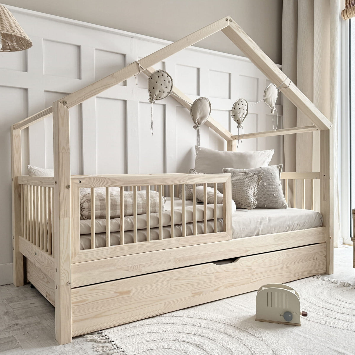 Husseng HOUSEBED ALTO m. skuffe