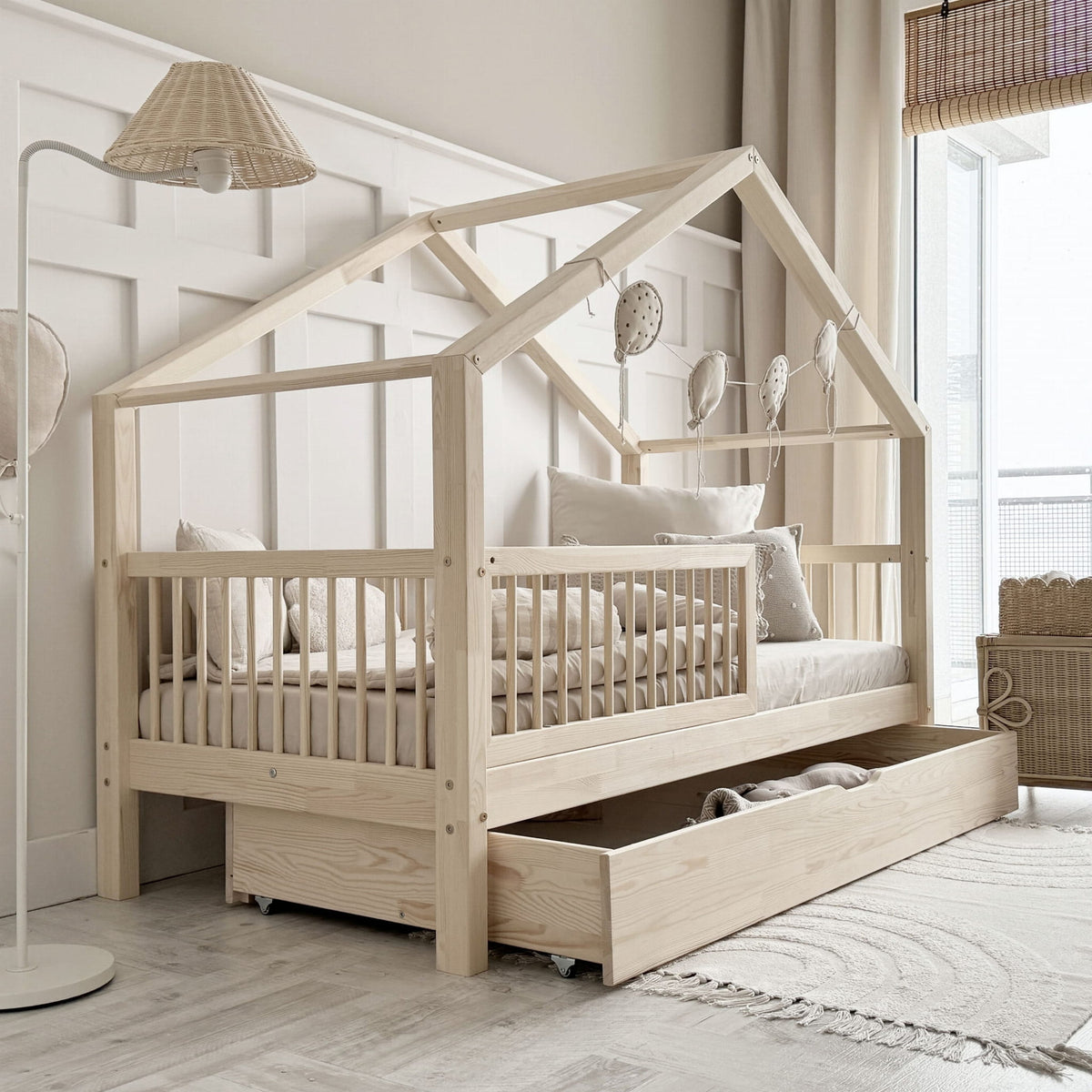 Husseng HOUSEBED ALTO m. skuffe