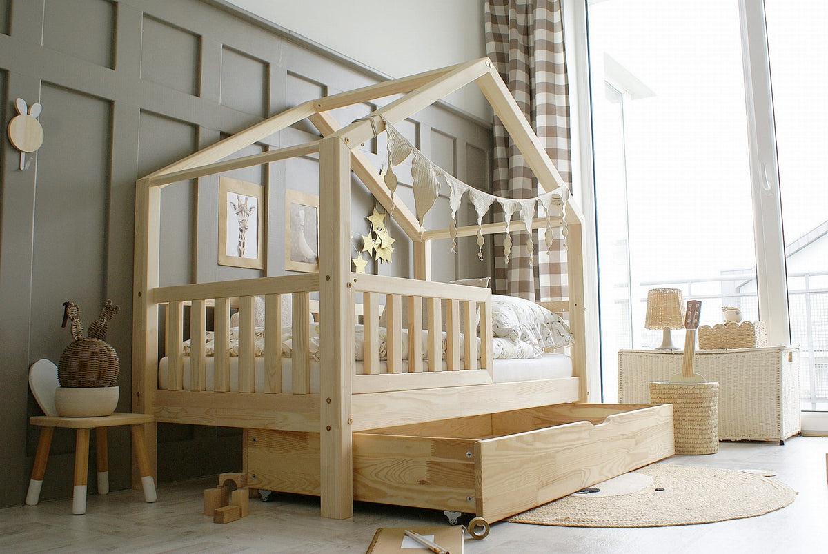 Husseng HOUSEBED m. aflange tremmer og skuffe
