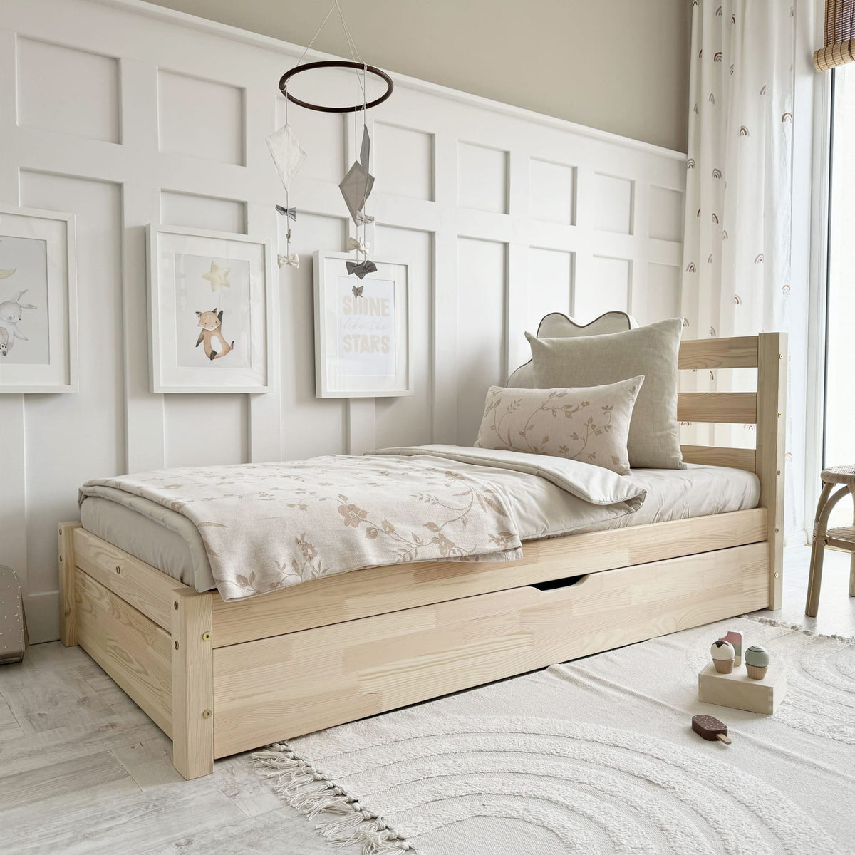 Juniorseng SIMPLE BARIERRA m. skuffe