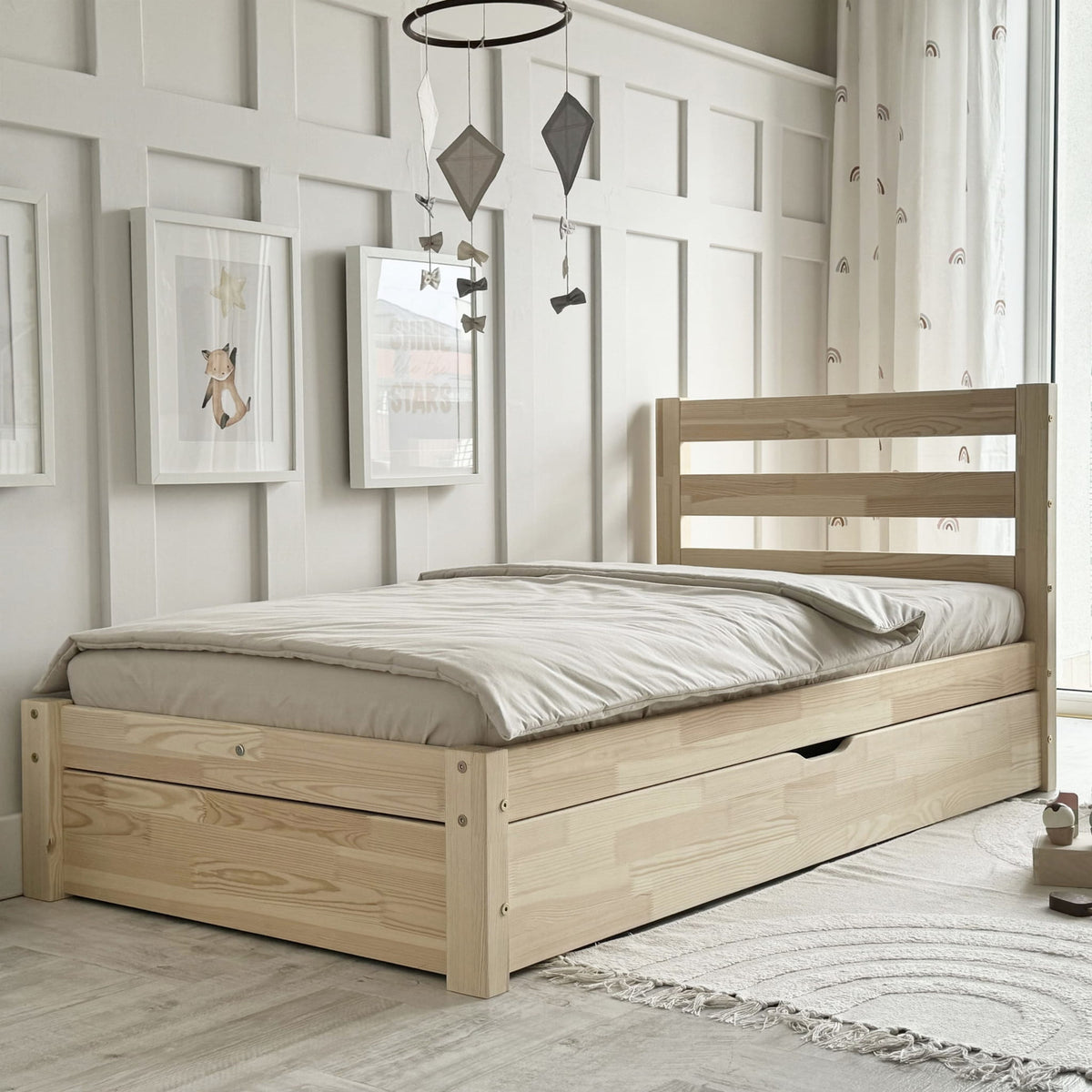 Juniorseng SIMPLE BARIERRA m. skuffe