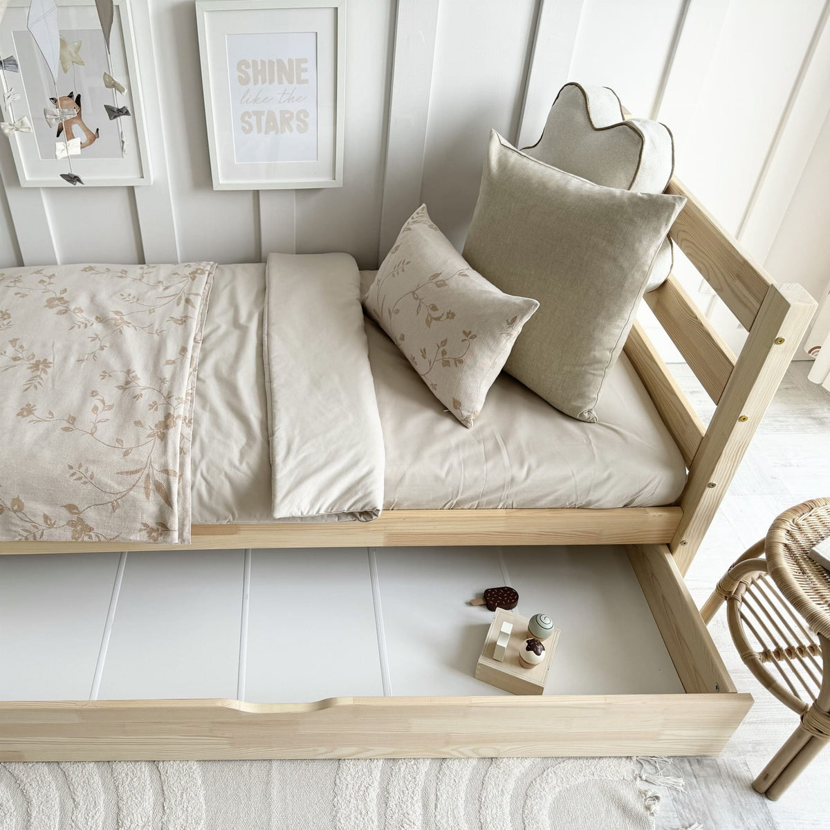 Juniorseng SIMPLE BARIERRA m. skuffe