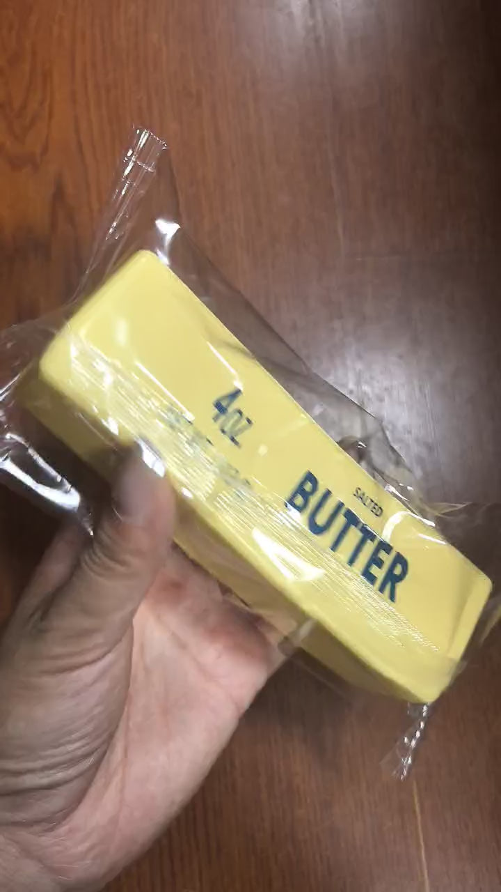 Indlæs video: Butter Squishy – Viral Stresslegetøj 14 CM